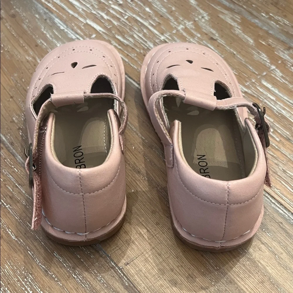 Pink Kids Shoes‎